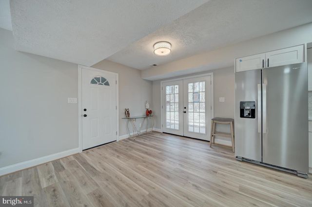 8250 DOEWOOD RD, Lusby, MD 20657