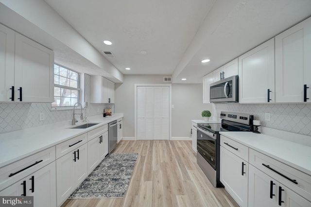 8250 DOEWOOD RD, Lusby, MD 20657