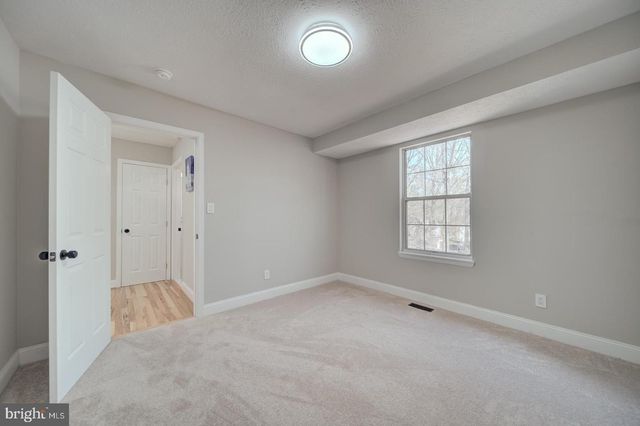 8250 DOEWOOD RD, Lusby, MD 20657