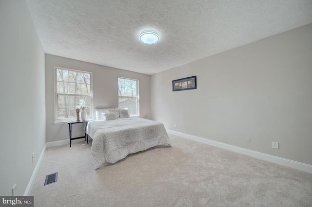 8250 DOEWOOD RD, Lusby, MD 20657
