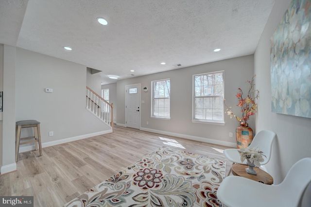 8250 DOEWOOD RD, Lusby, MD 20657