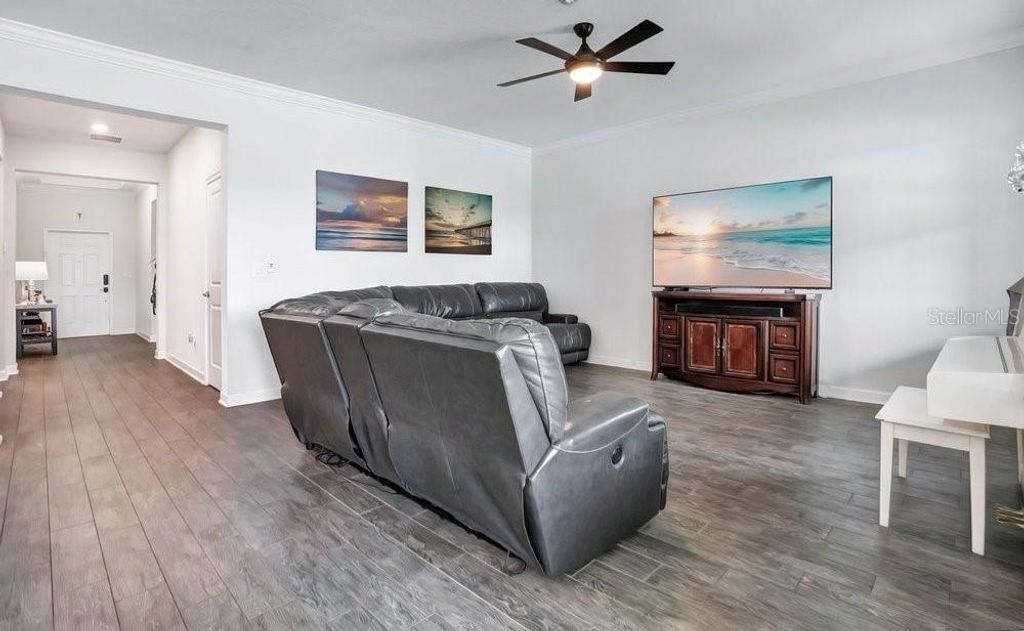 Image 13 of property listing at 14192 GOLD BRIDGE DRIVE, Orlando, FL 32824