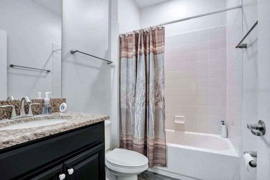 Image 21 of property listing at 14192 GOLD BRIDGE DRIVE, Orlando, FL 32824