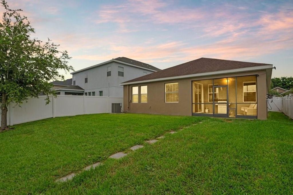 Image 27 of property listing at 14192 GOLD BRIDGE DRIVE, Orlando, FL 32824