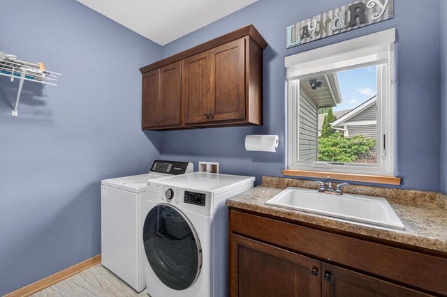 1161 Heritage Court, Sun Prairie, WI 53590