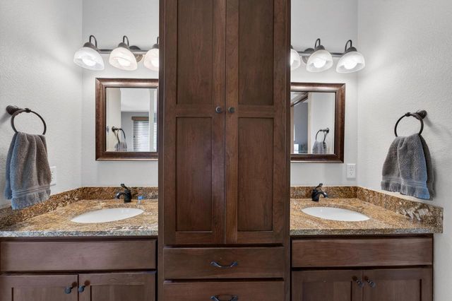 1161 Heritage Court, Sun Prairie, WI 53590