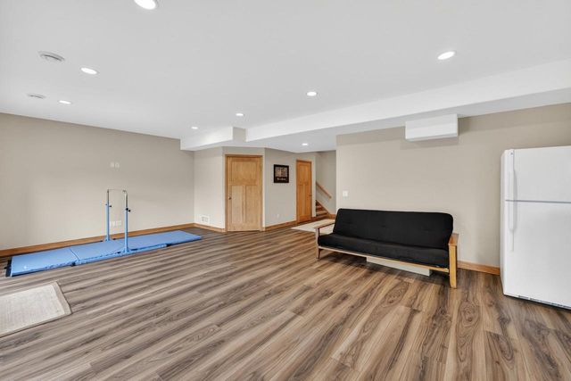 1161 Heritage Court, Sun Prairie, WI 53590