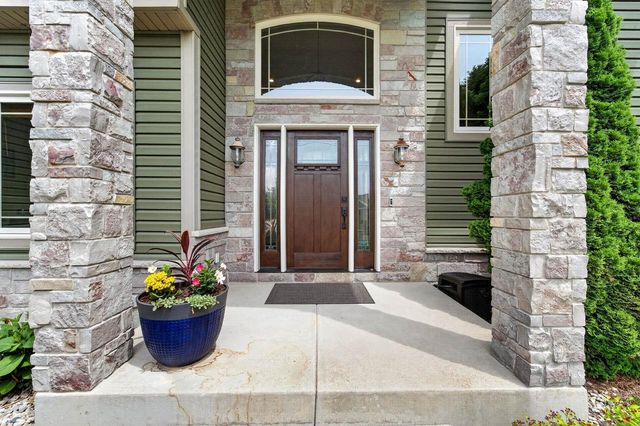 1161 Heritage Court, Sun Prairie, WI 53590