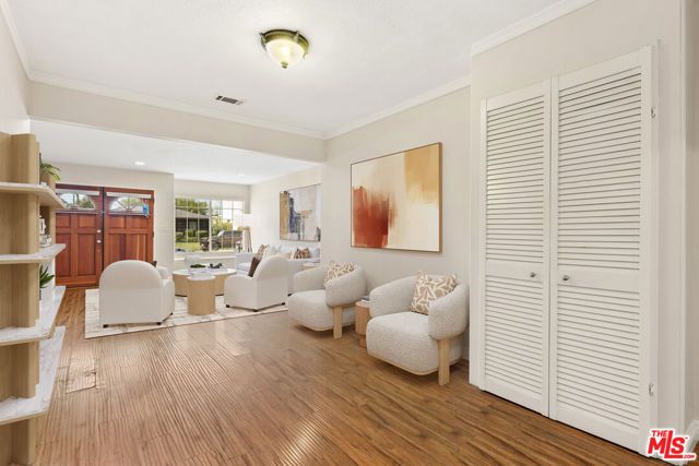 8512 Belford Avenue, Los Angeles, CA 90045