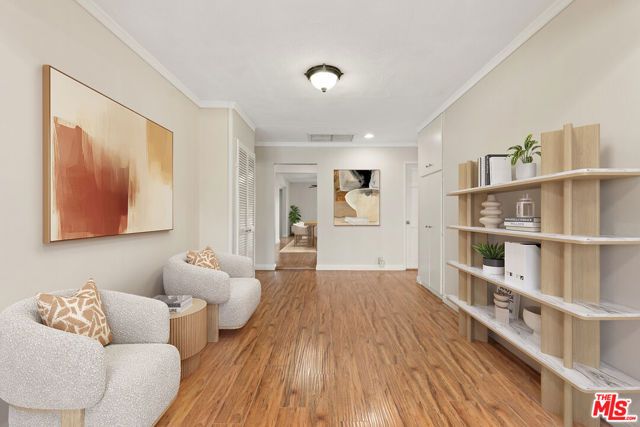 8512 Belford Avenue, Los Angeles, CA 90045