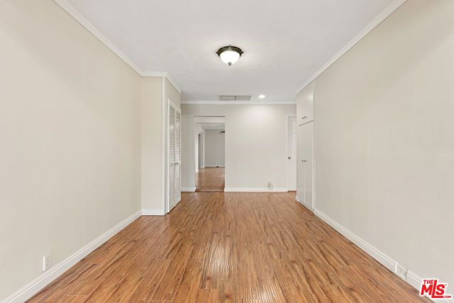 8512 Belford Avenue, Los Angeles, CA 90045