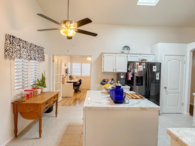 10005 Marco Polo Avenue, Bakersfield, CA 93312