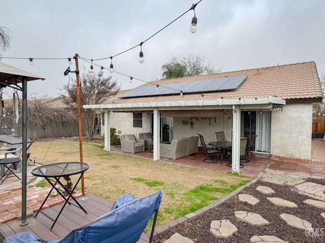 10005 Marco Polo Avenue, Bakersfield, CA 93312