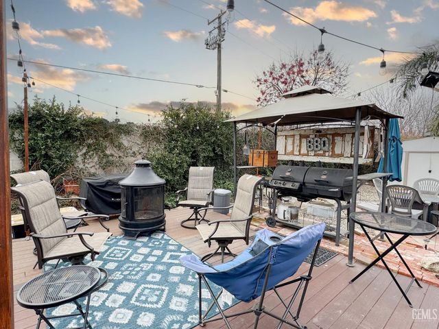 10005 Marco Polo Avenue, Bakersfield, CA 93312