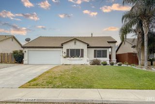 10005 Marco Polo Avenue, Bakersfield, CA 93312