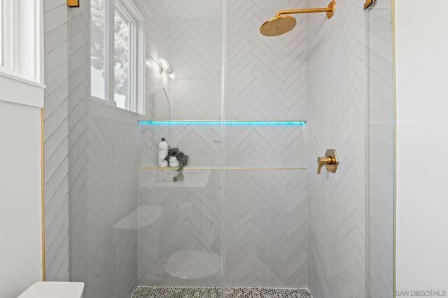 305 Pomona Ave, Coronado, CA 92118