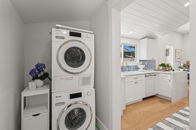 305 Pomona Ave, Coronado, CA 92118