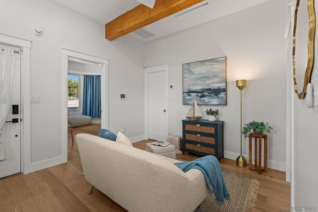 305 Pomona Ave, Coronado, CA 92118