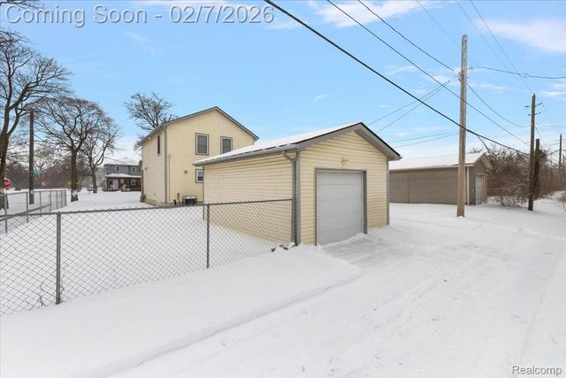 1400 Helen Street, Detroit, MI 48207