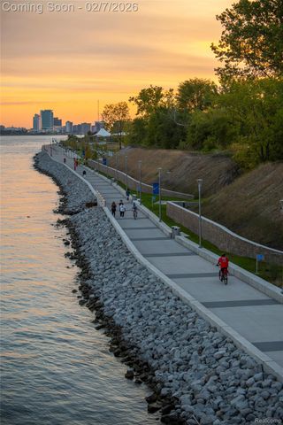 1400 Helen Street, Detroit, MI 48207