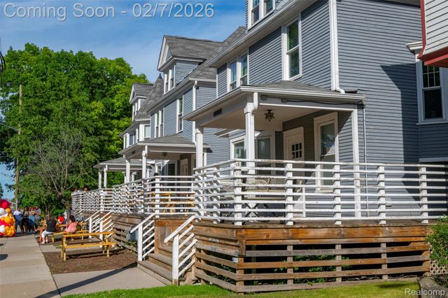 1400 Helen Street, Detroit, MI 48207