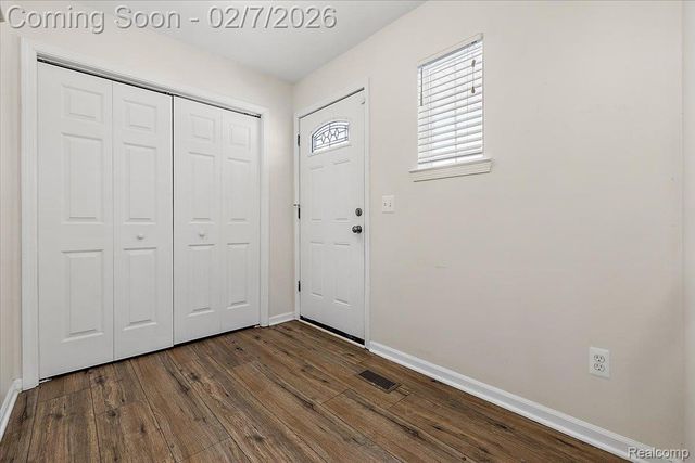 1400 Helen Street, Detroit, MI 48207