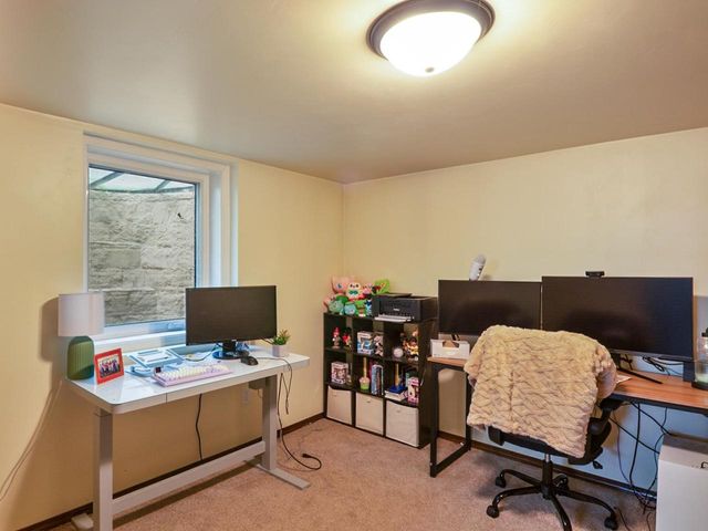 400 NEWHALL STREET, Green Bay, WI 54302