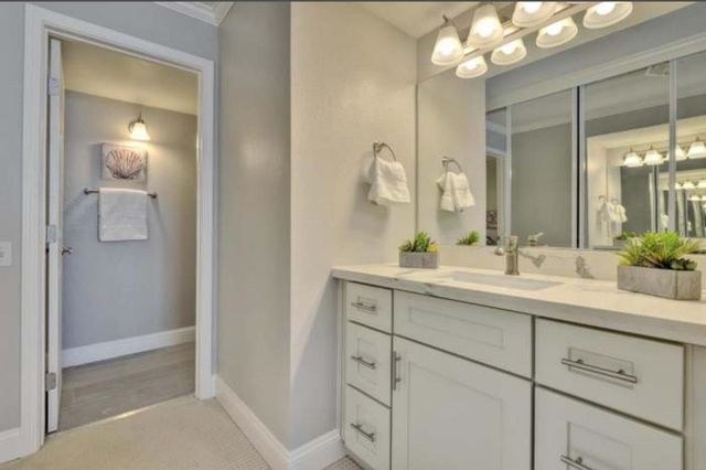 301 Kenbrook Cir, San Jose, CA 95111