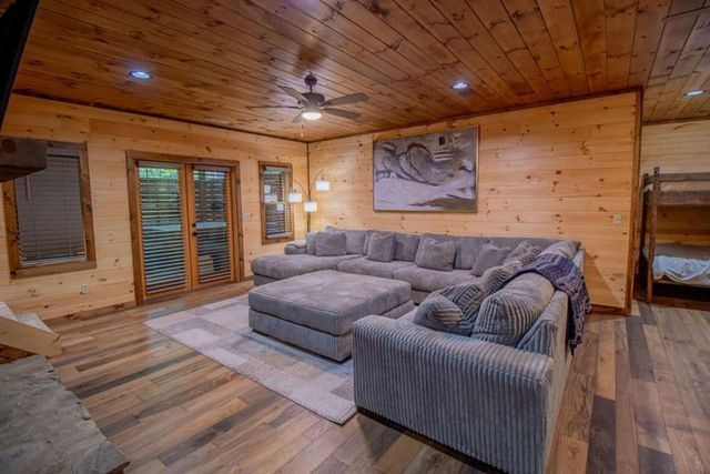 142 Timber Ridge Road, Blue Ridge, GA 30513
