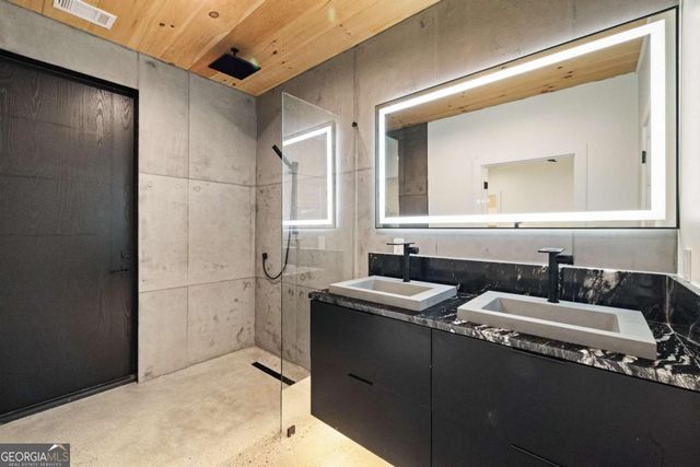 265 Park Glen Lane, Mineral Bluff, GA 30559