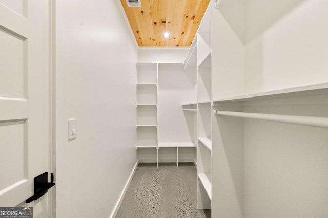 265 Park Glen Lane, Mineral Bluff, GA 30559