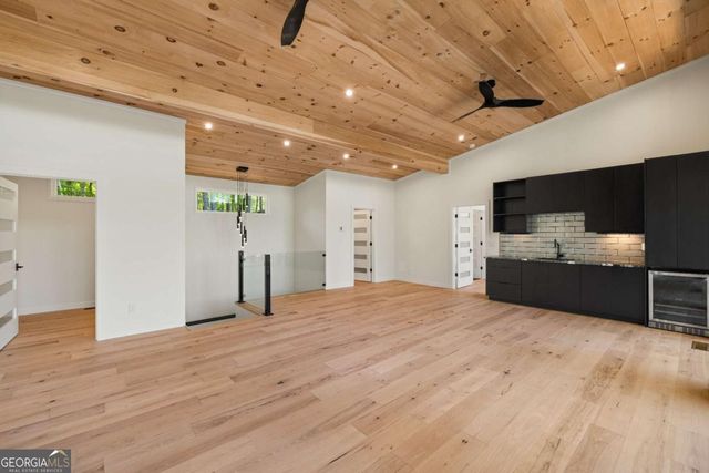 265 Park Glen Lane, Mineral Bluff, GA 30559