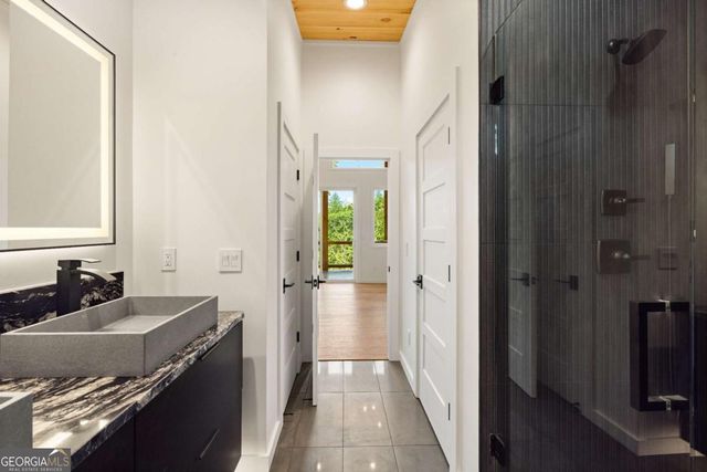 265 Park Glen Lane, Mineral Bluff, GA 30559