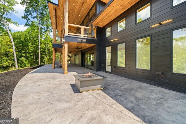 265 Park Glen Lane, Mineral Bluff, GA 30559