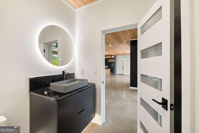 265 Park Glen Lane, Mineral Bluff, GA 30559