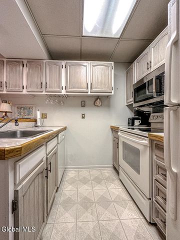 3562 Lake Shore Drive 35, Lake George, NY 12824