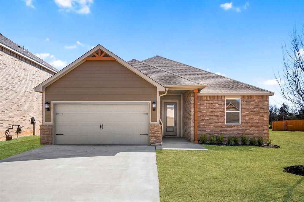 Image 1 of property listing at 12005 SW 30th Street, Yukon, OK 73099