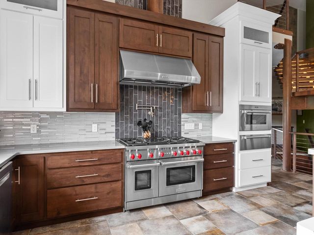 2423 County Highway Q, Manitowoc, WI 54220