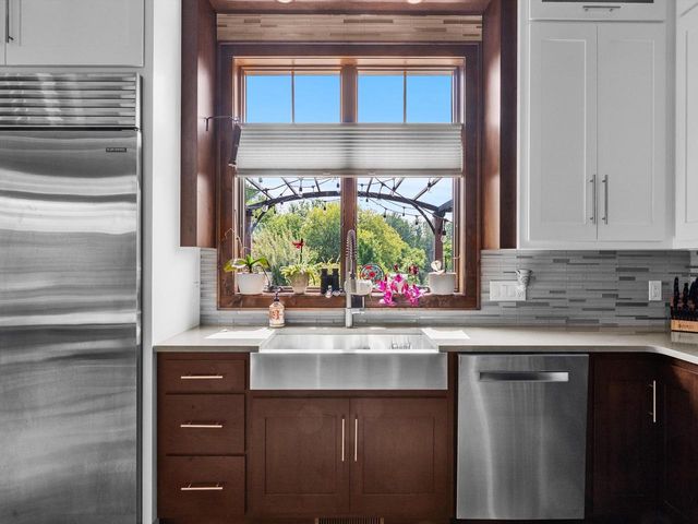 2423 County Highway Q, Manitowoc, WI 54220