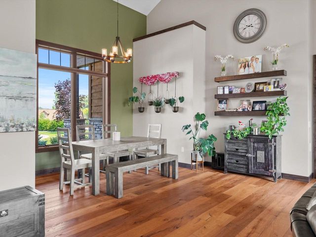 2423 County Highway Q, Manitowoc, WI 54220