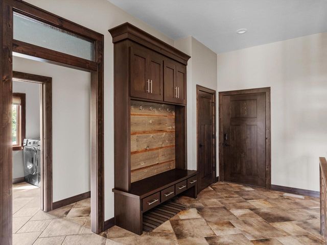 2423 County Highway Q, Manitowoc, WI 54220