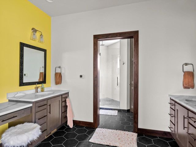 2423 County Highway Q, Manitowoc, WI 54220