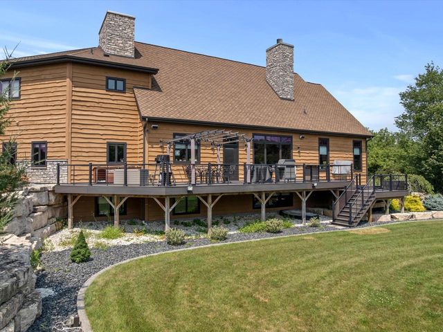 2423 County Highway Q, Manitowoc, WI 54220