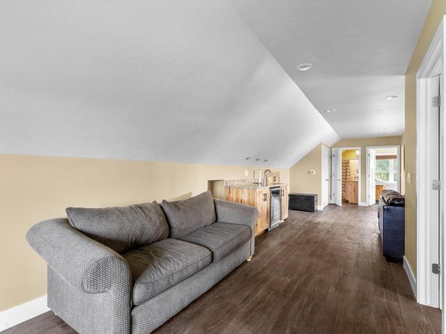 2423 County Highway Q, Manitowoc, WI 54220