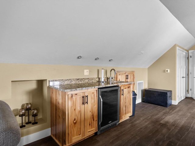 2423 County Highway Q, Manitowoc, WI 54220