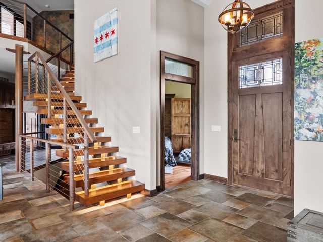 2423 County Highway Q, Manitowoc, WI 54220