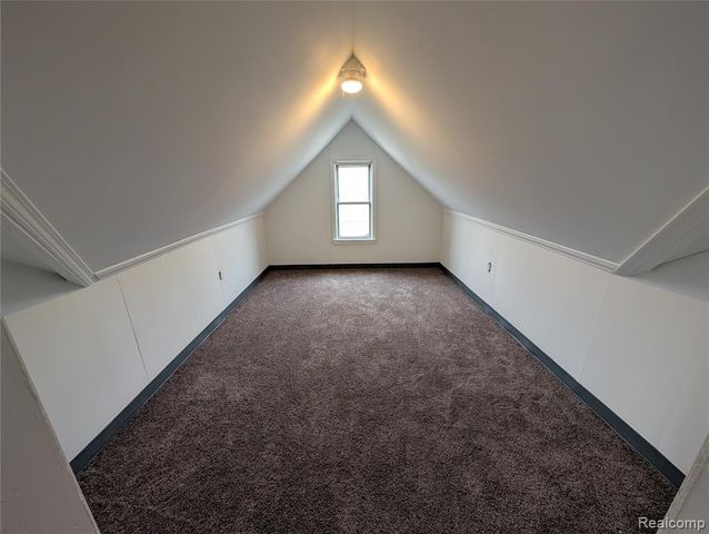 5575 Buckingham Avenue, Detroit, MI 48224