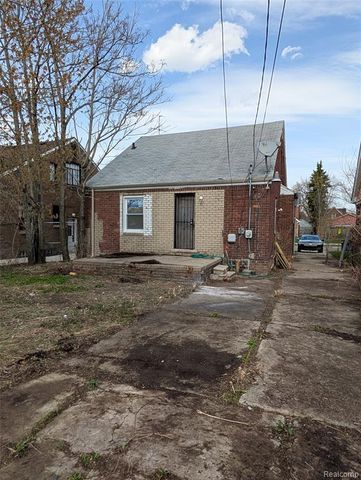 5575 Buckingham Avenue, Detroit, MI 48224