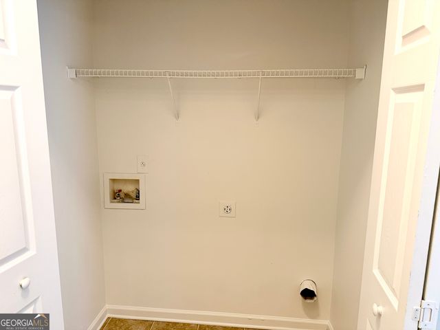 150 Abenberg Court, Union City, GA 30291