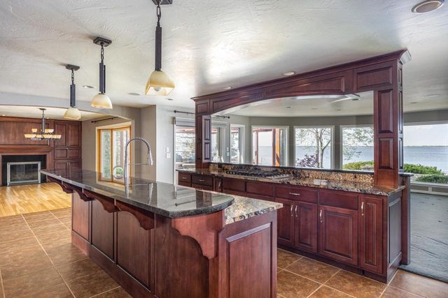 4594 BELLHAVEN LANE, Oshkosh, WI 54904